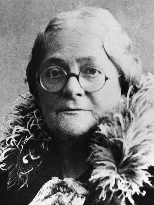 Clara Zetkin - Foto, biografy, persoanlik libben, Rosa Lúksemboarch, oarsaak