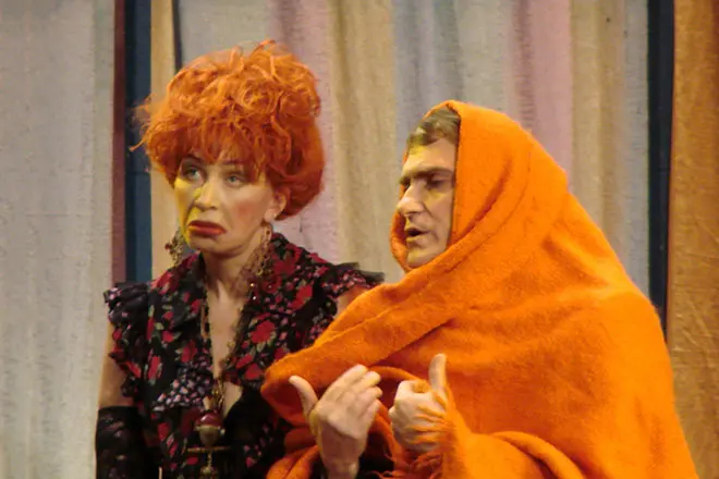 Valery Garkalin and Tatiana Vasilyeva in the play
