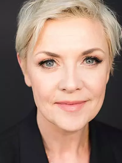 Amanda Tapping - Foto, biografy, aktrise, persoanlik libben, nijs, films 2021