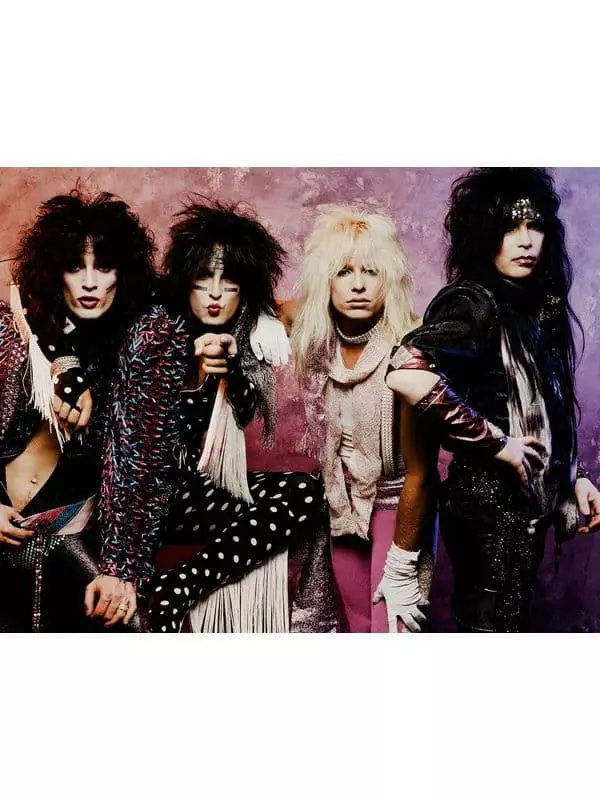 Mötley Crüe Group - Foto, Sejarah Penciptaan, Komposisi, Berita, Lagu 2021