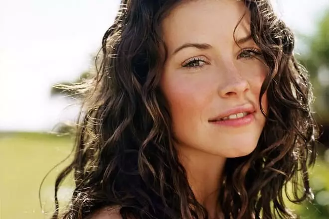 Actresses Photo - Evangelin Lilly