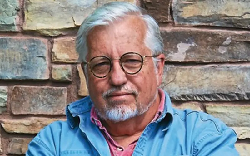 Escritor dan simmons