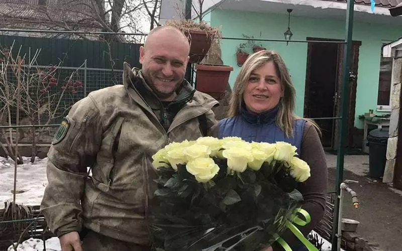 Dmitry Yarosh ea súa esposa