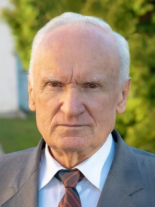 Alexey Osipov - Foto, Biografi, Kehidupan Peribadi, Berita, Kuliah 2021