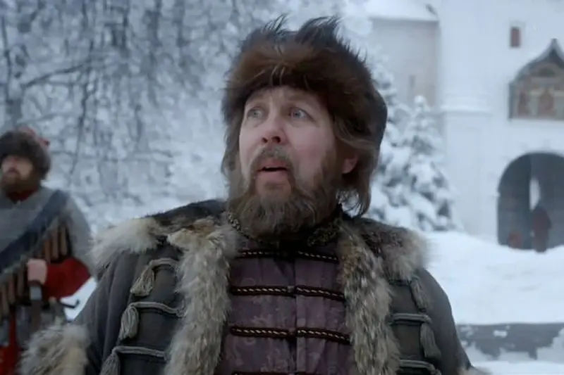Ivan Mokhovikov com a l'est de la Sovina (marc de la sèrie "Boris Godunov")