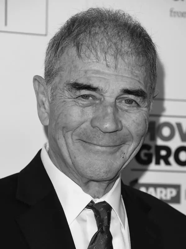 Robert Forster - Foto, biografía, vida persoal, causa de morte, películas