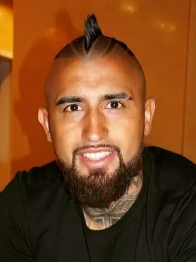 Arturo Vidal - ფოტო, ბიოგრაფია, პირადი ცხოვრება, ახალი ამბები, ფეხბურთი 2021