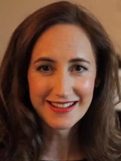 Sophie Kinsella - Foto, Biografio, Persona Vivo, Novaĵoj, Legado 2021