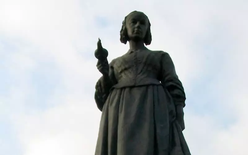 Monument Florence Planegeyl huko London.