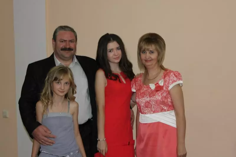 Константин Калбаз са породицом