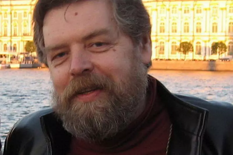 Spisovatel Evgeny Krasnitsky.
