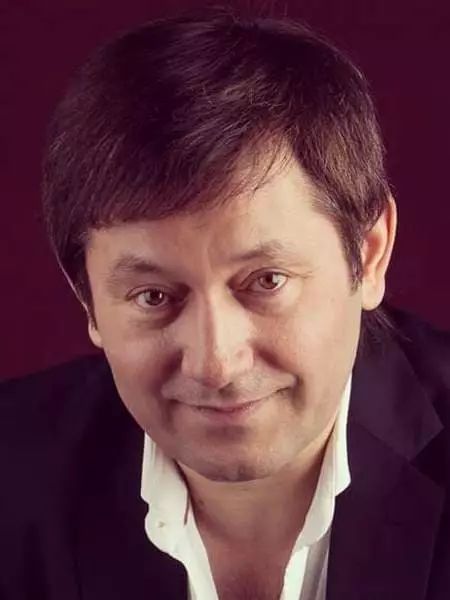 Aydar Galimov - Foto, biografi, jeta personale, lajme, këngë 2021