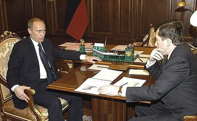 Vladimir PutinとAlexander Pochinkov.