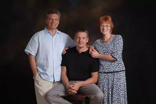 Sergey Loyko ea súa esposa e fillo