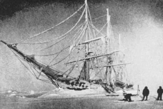Gobernou Amundsen - Foto, biografía, vida persoal, causa de morte, viaxes 11967_5