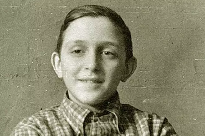 Vladimir Dashkevich na infância