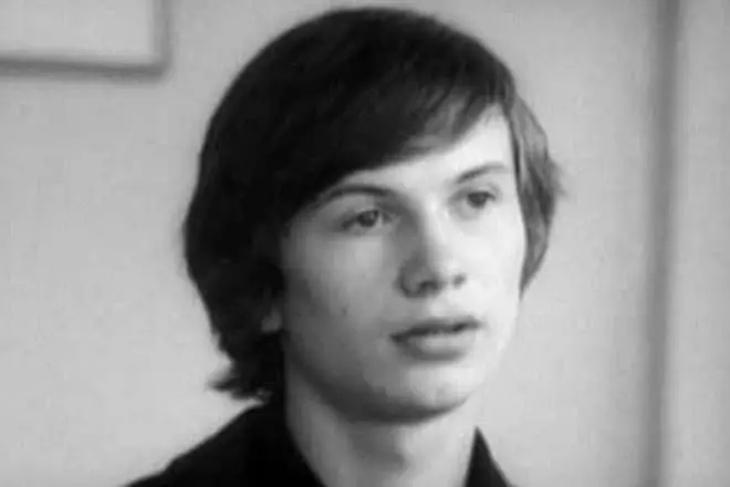 Сергій Кошонин в юності (кадр з фільму «Щоденник директора школи»)