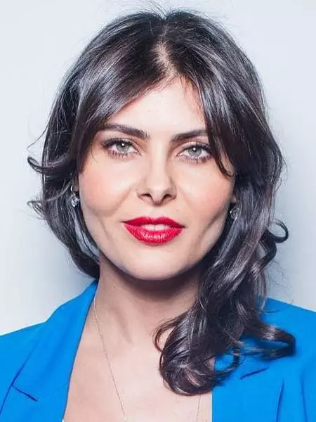 Nadezhda Obolentseva - Foto, Biografie, persönliches Leben, News, Rube Gigineishvili 2021