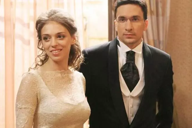 結婚式のKati PushkarevaとAndrei Zhdanova