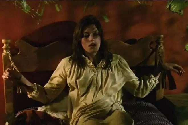 Дженніфер Карпентер (кадр з фільму «Шість демонів Емілі Роуз»)