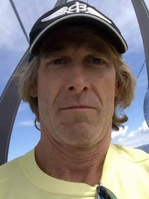 Michael Bay - foto, biografi, urip pribadi, warta, film 2021