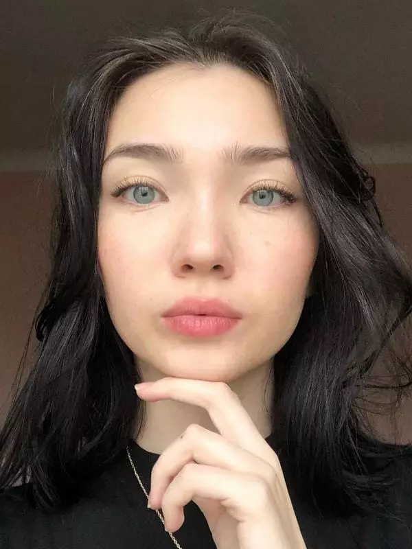 Katerina Katerina Katerina Kovalchuk - Biography, Duab Tus Kheej, Xov Xwm, Ua Yeeb Yam, "Hussar", "Instagram", yeeb yaj kiab 2021