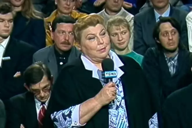 Presentador de TV Lydia Ivanova