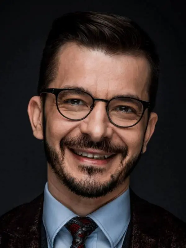 Andrei Kurparatov - fotografie, biografie, viață personală, știri, lectură 2021