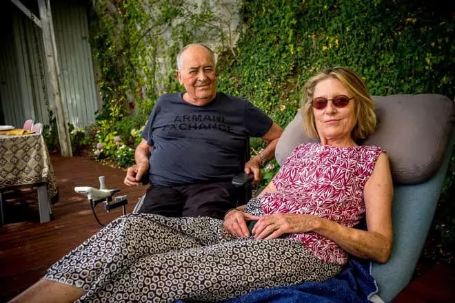 Bernardo Bertolucci og hans andre kone Claire Piplow