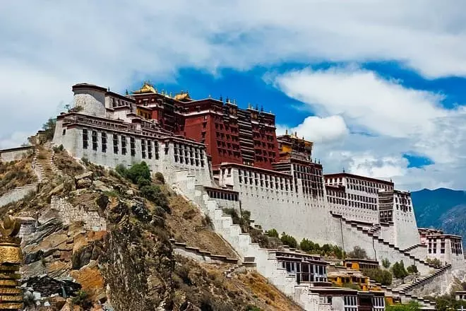 La residenza principale del Dalai Lama - Palazzo Potal a Lhasa, Tibet