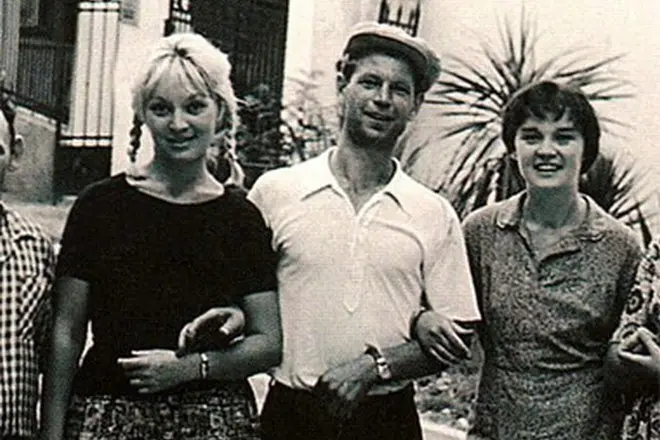ٹیٹانا Bestaeva اور شائقین کے ساتھ Lyudmila Gurchenko