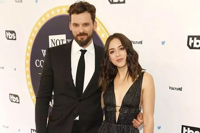 Chloe Bennet and Austin Nichols