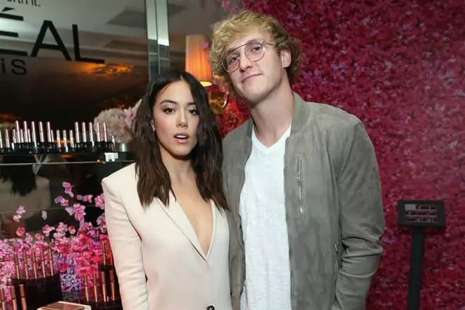 Chloe Bennet ja Logan Paul