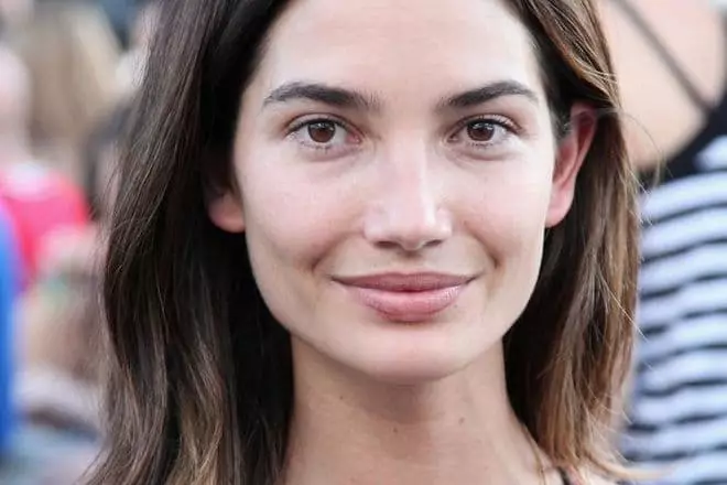 Lily aldridge ilman meikkiä