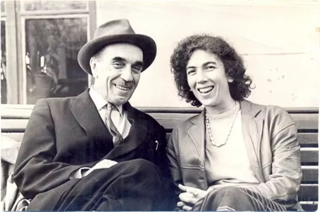 निकोलई सेमेनोव आणि त्यांची पत्नी