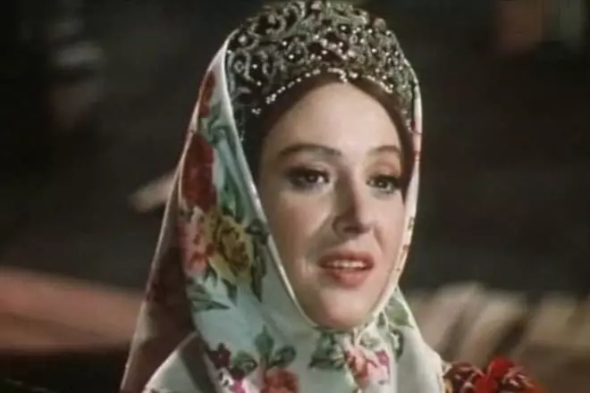 Lyudmila Shcherbinina no papel de Katerina