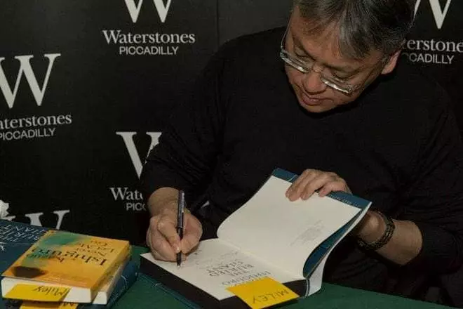 Kazuo Isiguro Signs Books