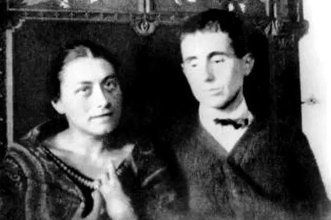 Bertold Brecht和他的第一任妻子Marianna Tsoff