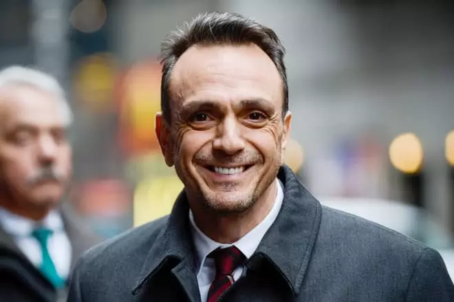 Hank Azaria pada tahun 2019