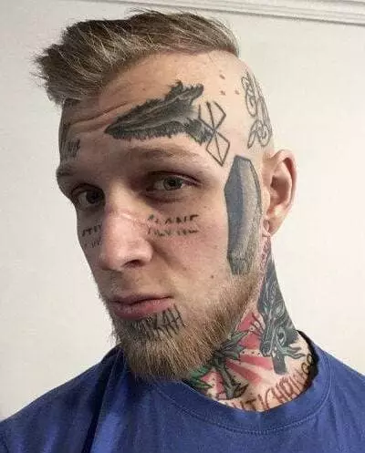 Denis Crazy - Biografi, Personligt liv, Foto, Nyheter, Avlägsnande av tatuering, "Instagram", Elena Yakovlev 2021