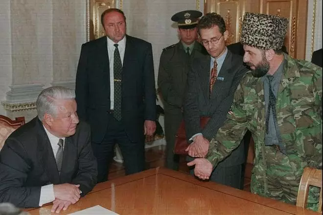 Boris Yeltsin en Aslan Maskhadov