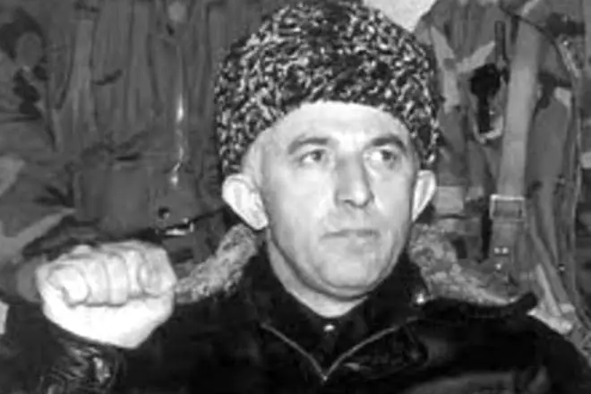 Aslan maskhadov.