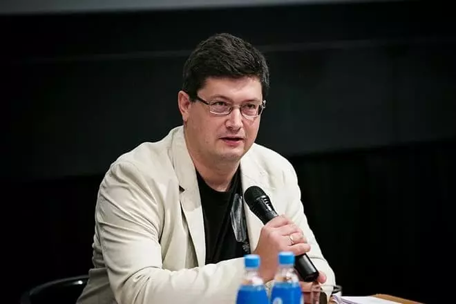 Dubli-näyttelijä VSEVOLOD Kuznetsov