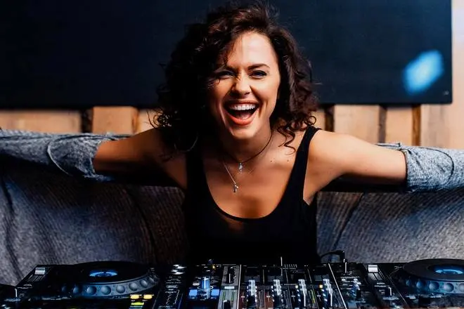 DJ Svetlana Belogurova.
