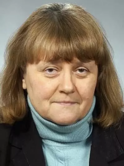 Svetlana Savitskaya - Ifoto, ubuzima, ubuzima bwite, amakuru, cosmonaut 2021