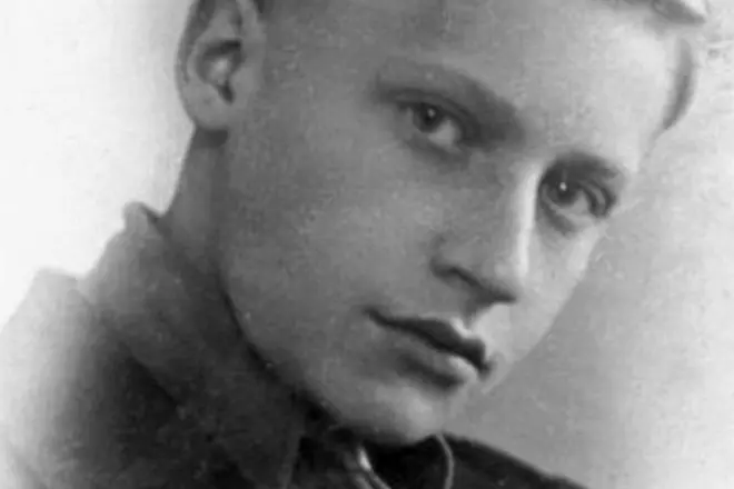 Igor Vladimirov u mladosti