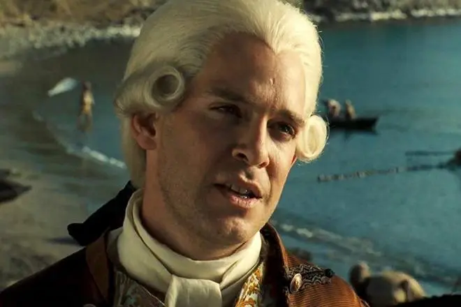 汤姆霍尔德在电影中“加勒比海盗：死人胸部”