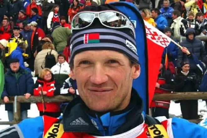 Биатлонист Владимир Драчев