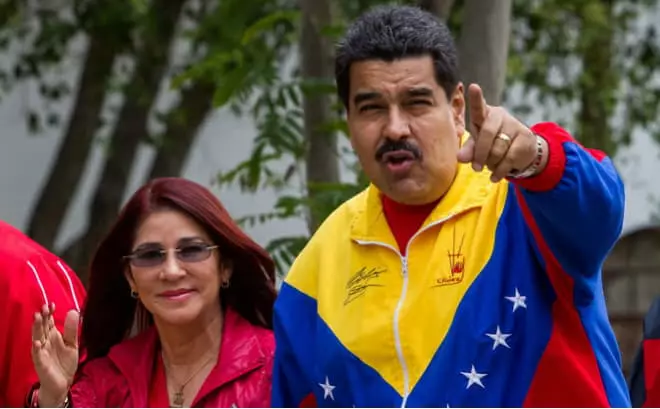 UNicholas Maduro wanikeza isithembiso sokunqoba inkohlakalo