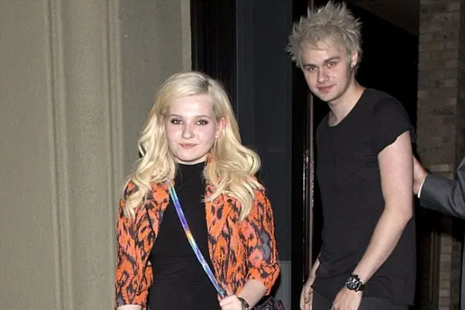 Ebigeyl Breslin and Michael Clifford